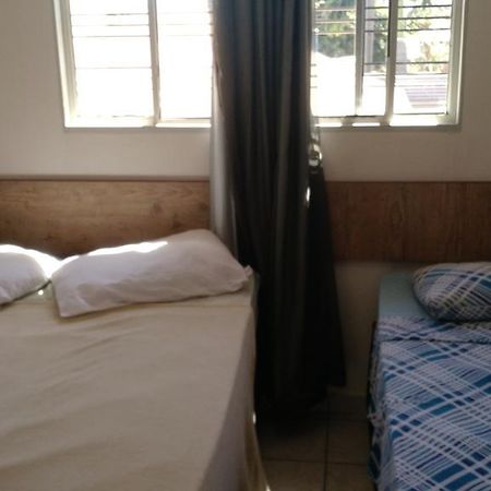 Dormitorio Canarinho Goiânia Exteriér fotografie