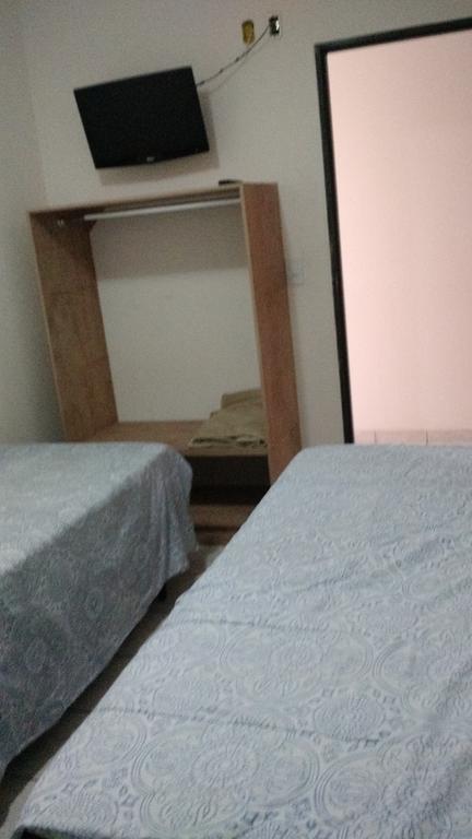 Dormitorio Canarinho Goiânia Exteriér fotografie