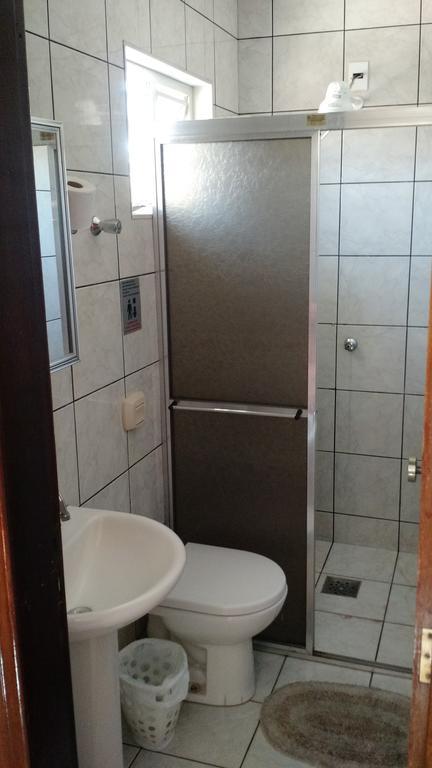Dormitorio Canarinho Goiânia Exteriér fotografie