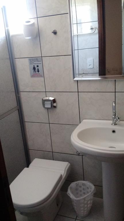 Dormitorio Canarinho Goiânia Exteriér fotografie